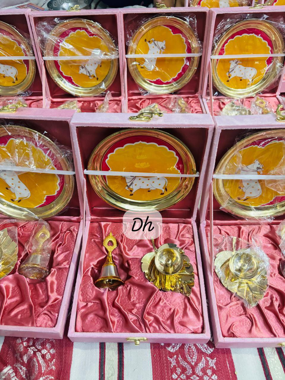 Brass Puja Set with Velvet box (Size: 6 inch of plate)